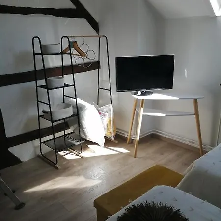 La Ou Je T 'amenerai Holiday home *