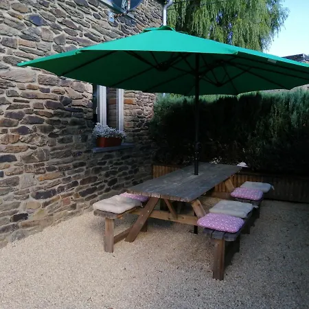 La Ou Je T 'amenerai Holiday home Gedinne